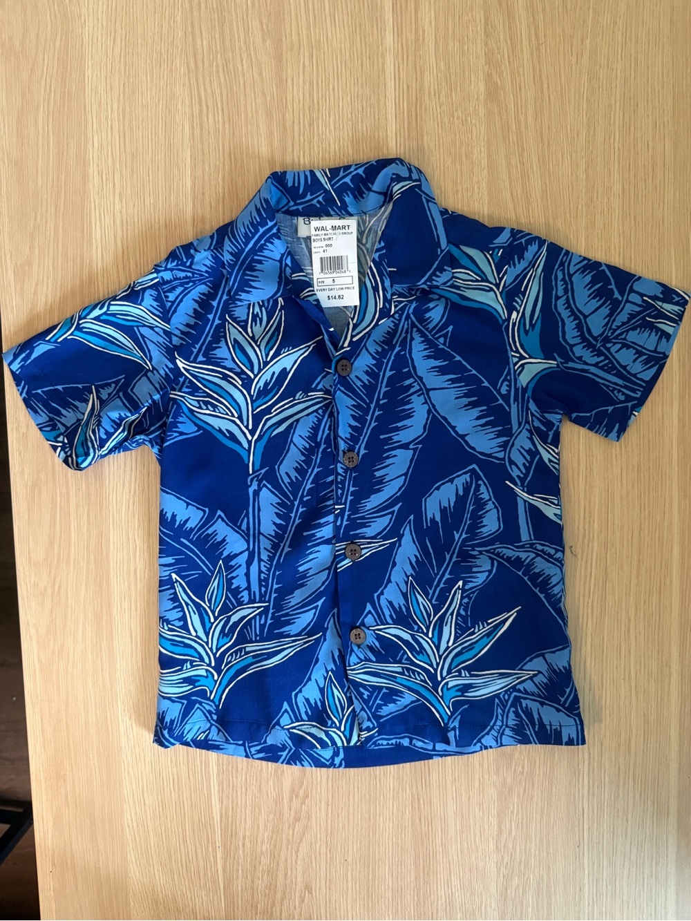 Boys Size 5 Hawaiian print shirt